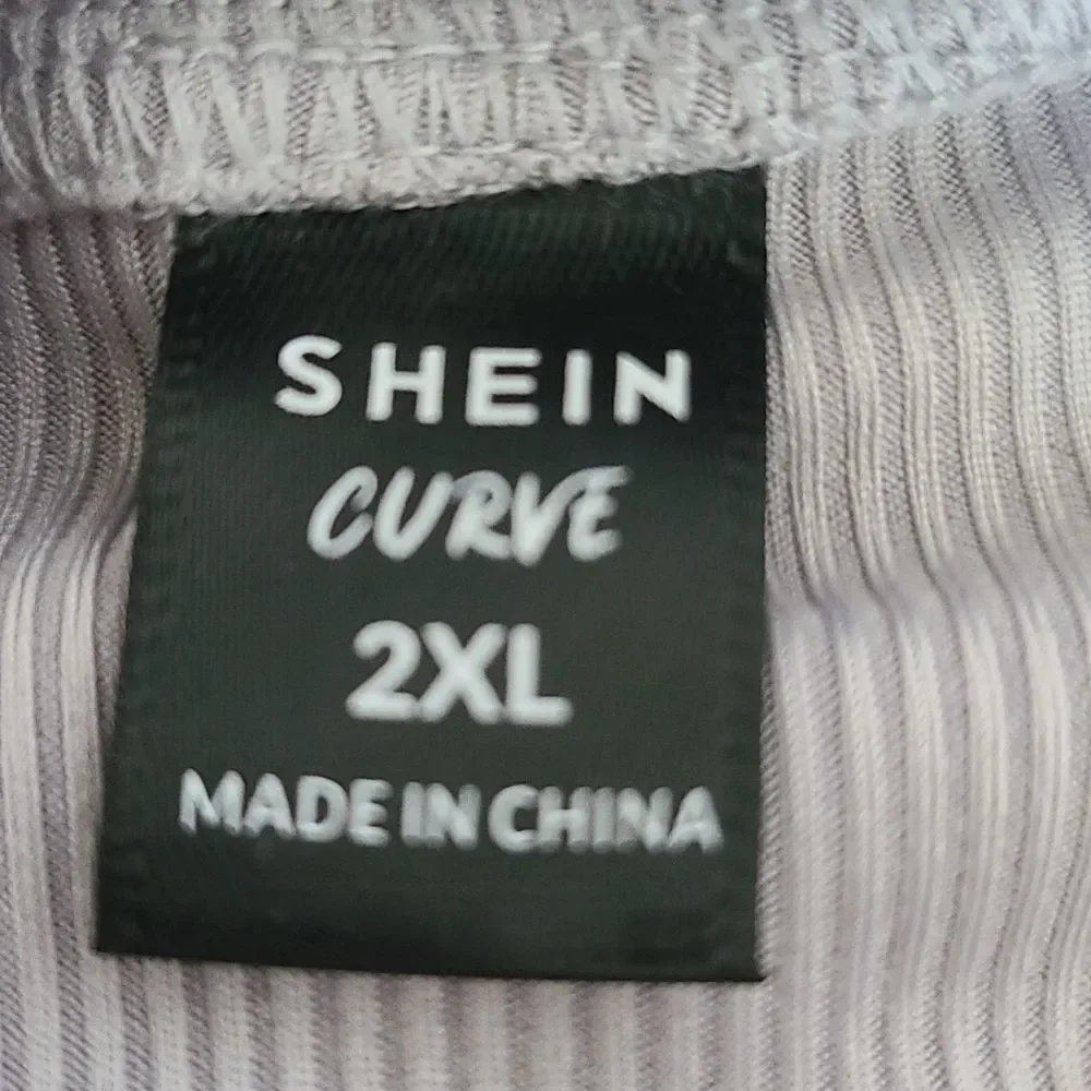 PLUS SIZE SHEIN WOMAN'S BODYSUIT - Picture 7 of 10